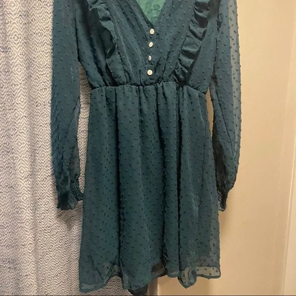 Dress - Picture 2 of 2